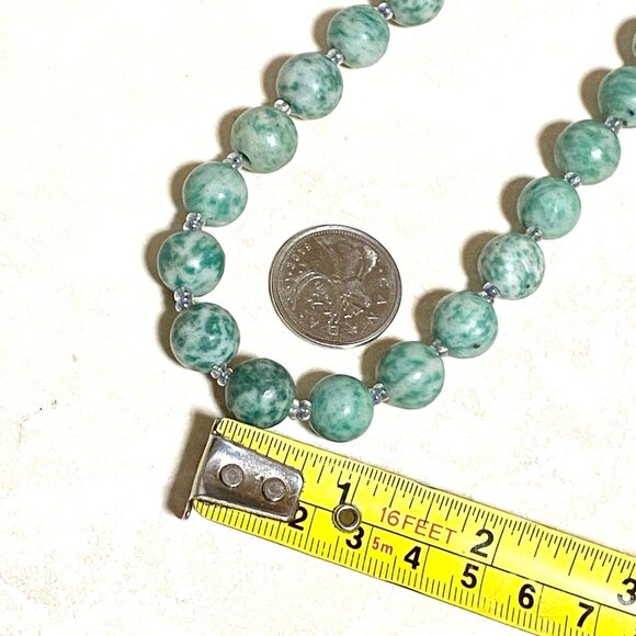 Green White Dyed Agate Necklace, Large Matte Gemstone Beaded Necklace 18" - Picture 9 of 11